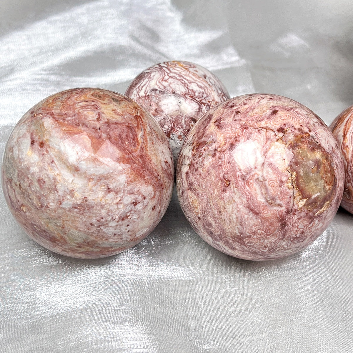 Natural Red patterned Mexican agate ball Heal ing Gemstone Home Decor