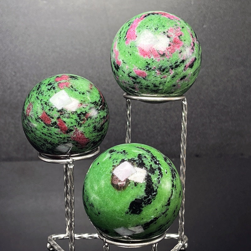 Natural Red and Green Treasure Balls Heal ing Gemstone Home Decor