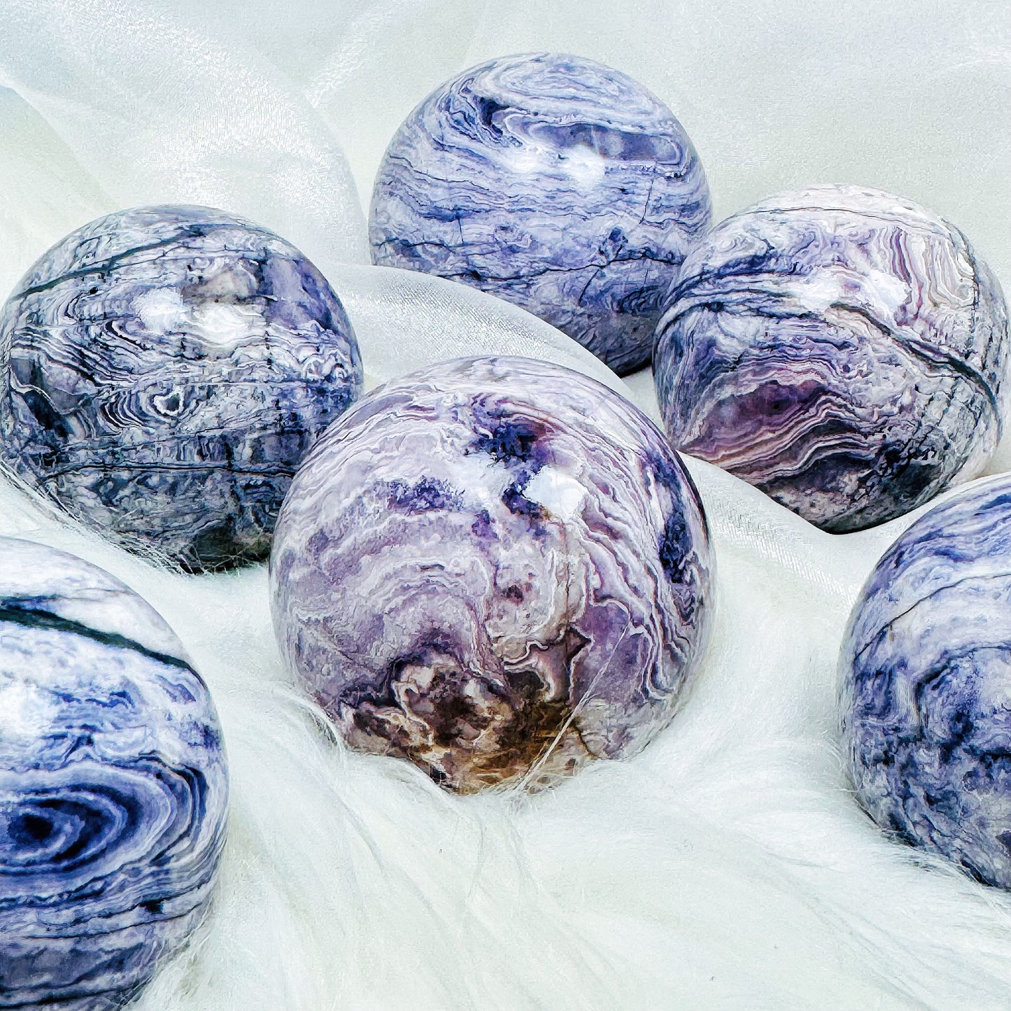 Natural Purple Peacock Stone Ball Heal ing Gemstone Home Decor