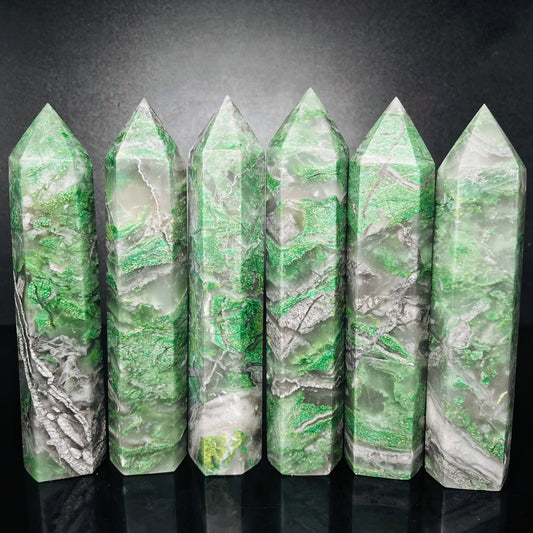 Natural African emerald single pointed pillar Heal ing Gemstone Home Decor