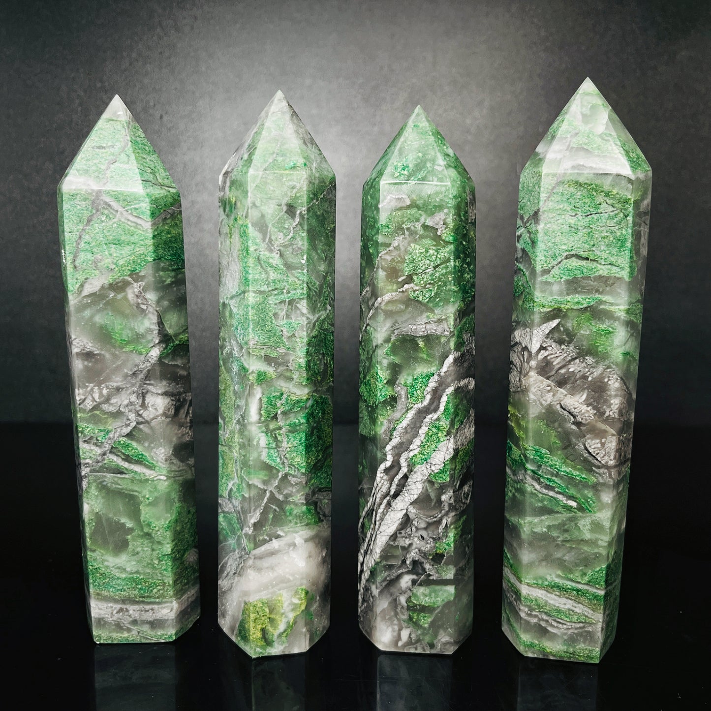 Natural African emerald single pointed pillar Heal ing Gemstone Home Decor