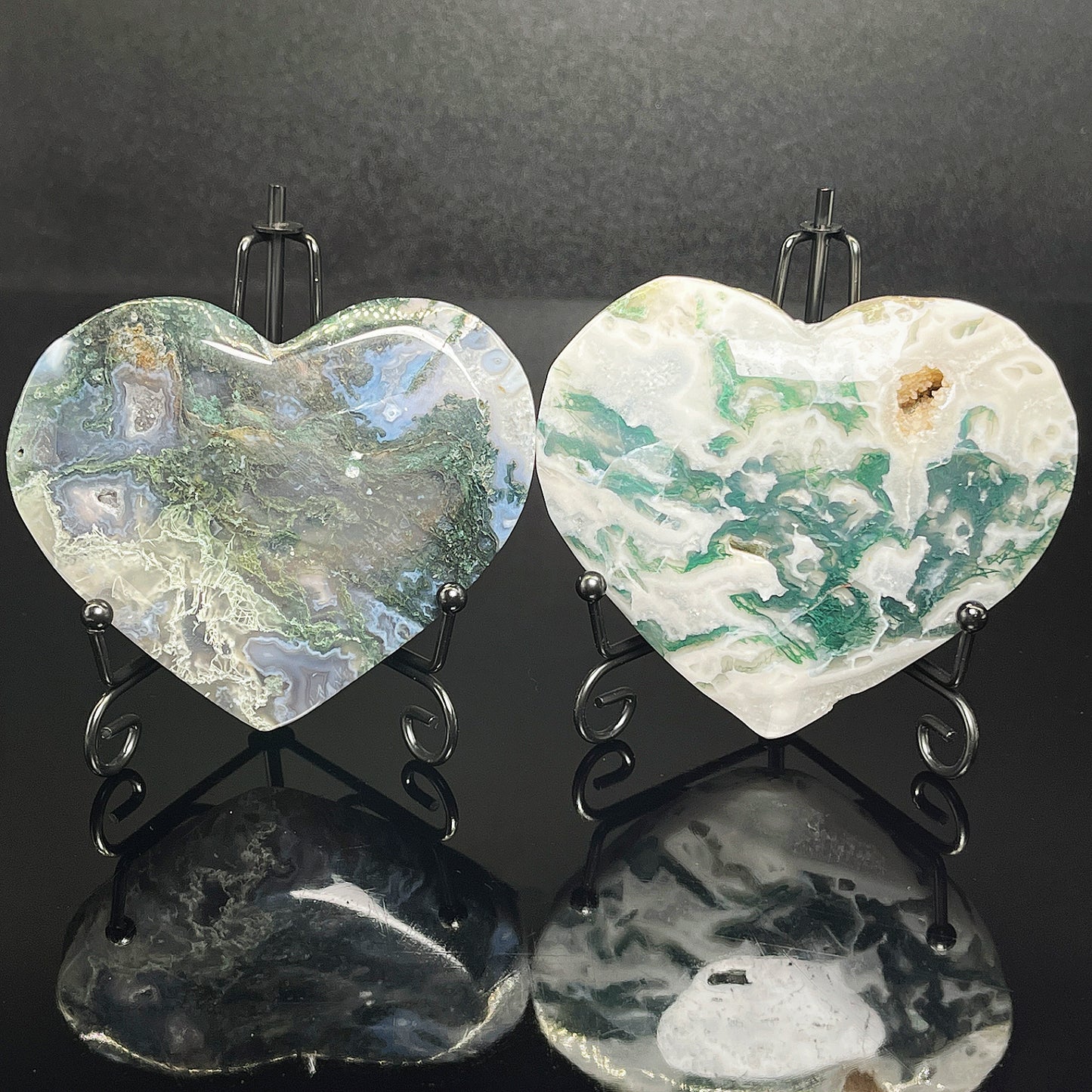Natural  Love with Water Grass Agate Gemstone Home Decor