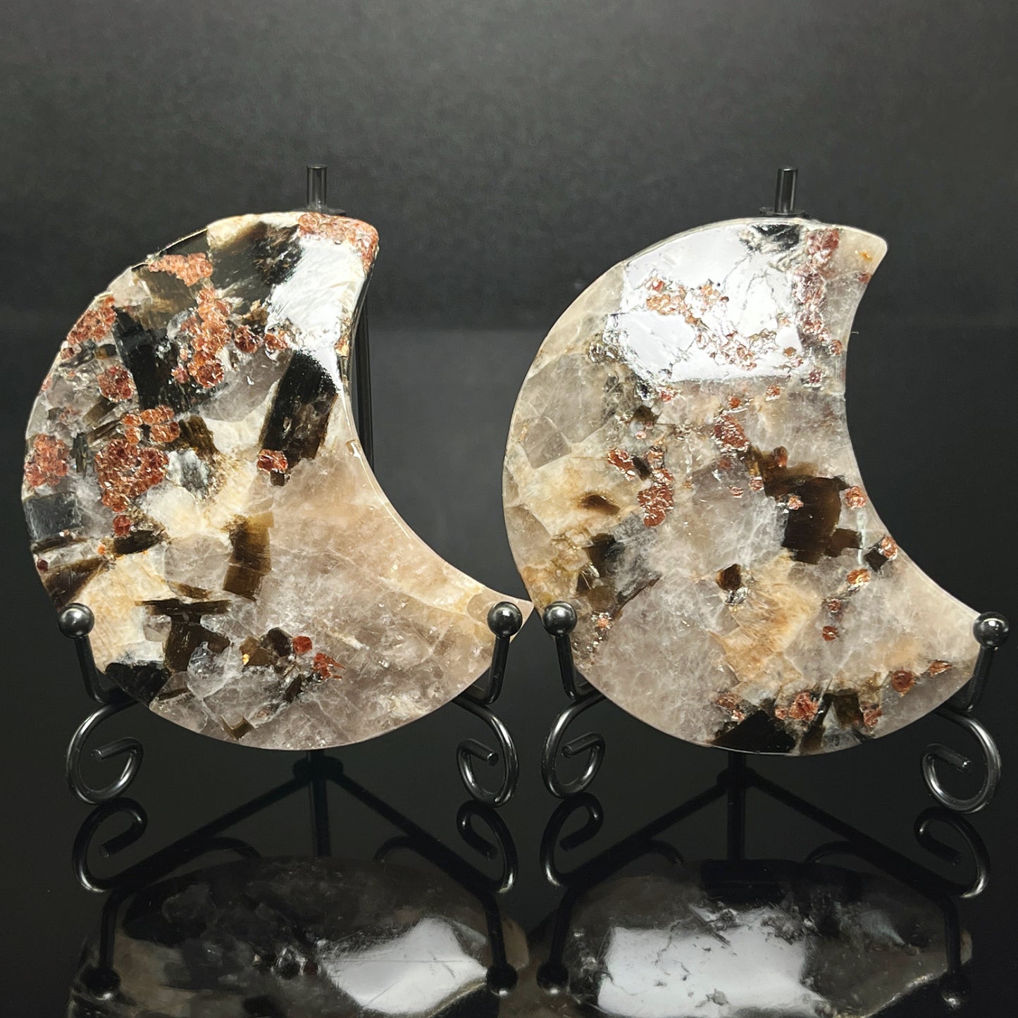 Natural Garnet tourmaline silver mica carved moon Heal ing Gemstone Home Decor