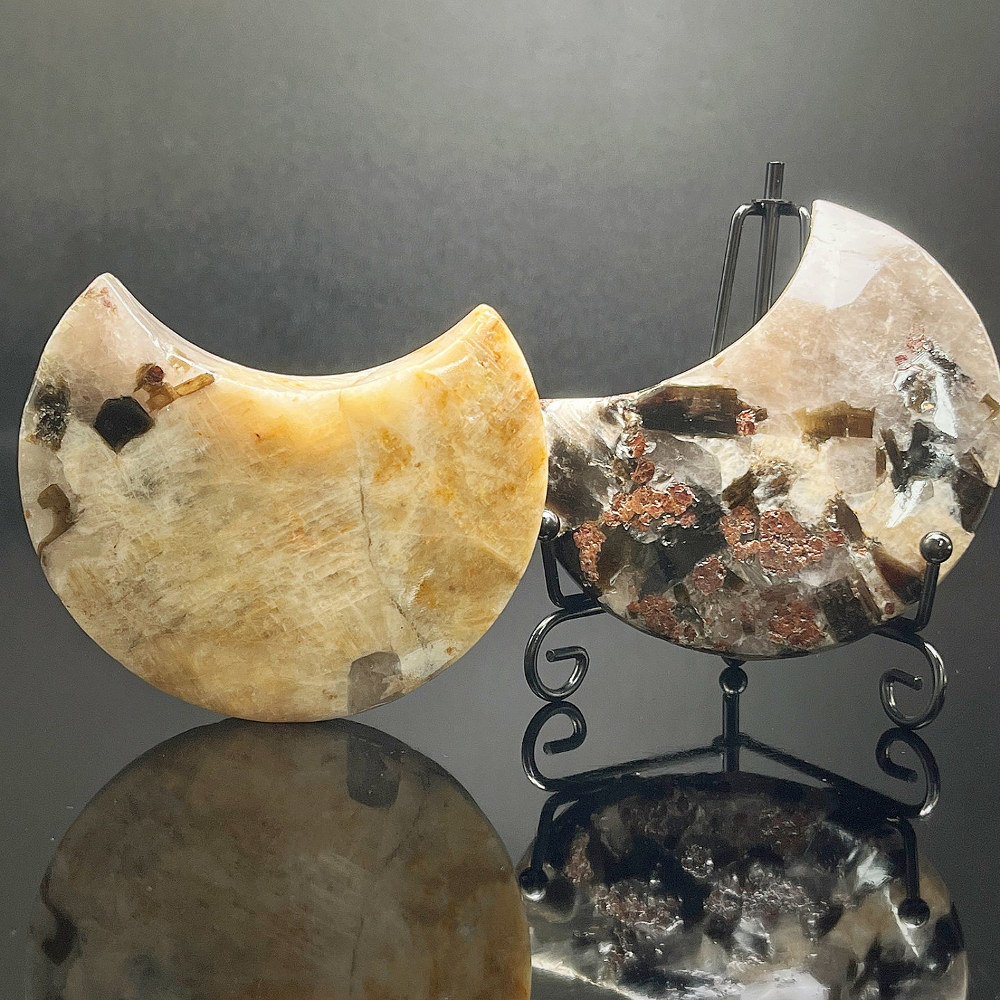 Natural Garnet tourmaline silver mica carved moon Heal ing Gemstone Home Decor