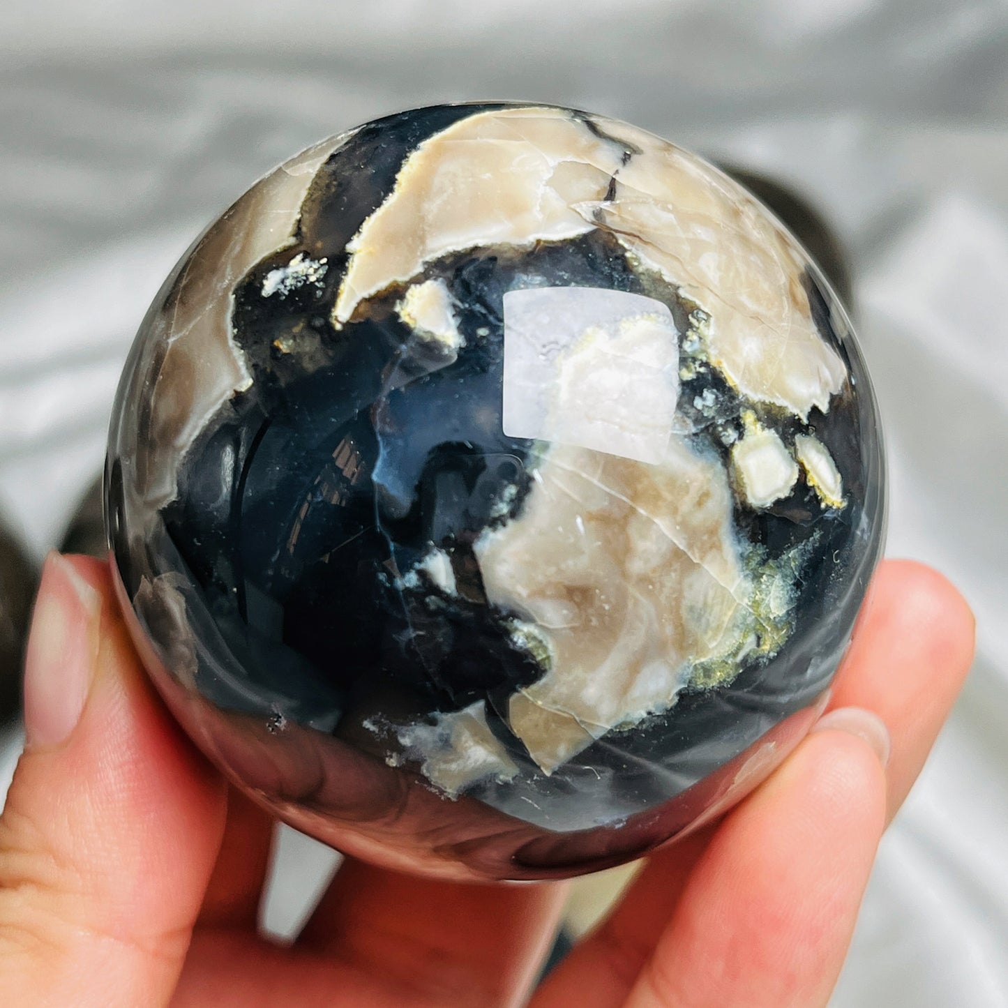Natural Fluorescent agate ball Healing  Gemstone Home Decor