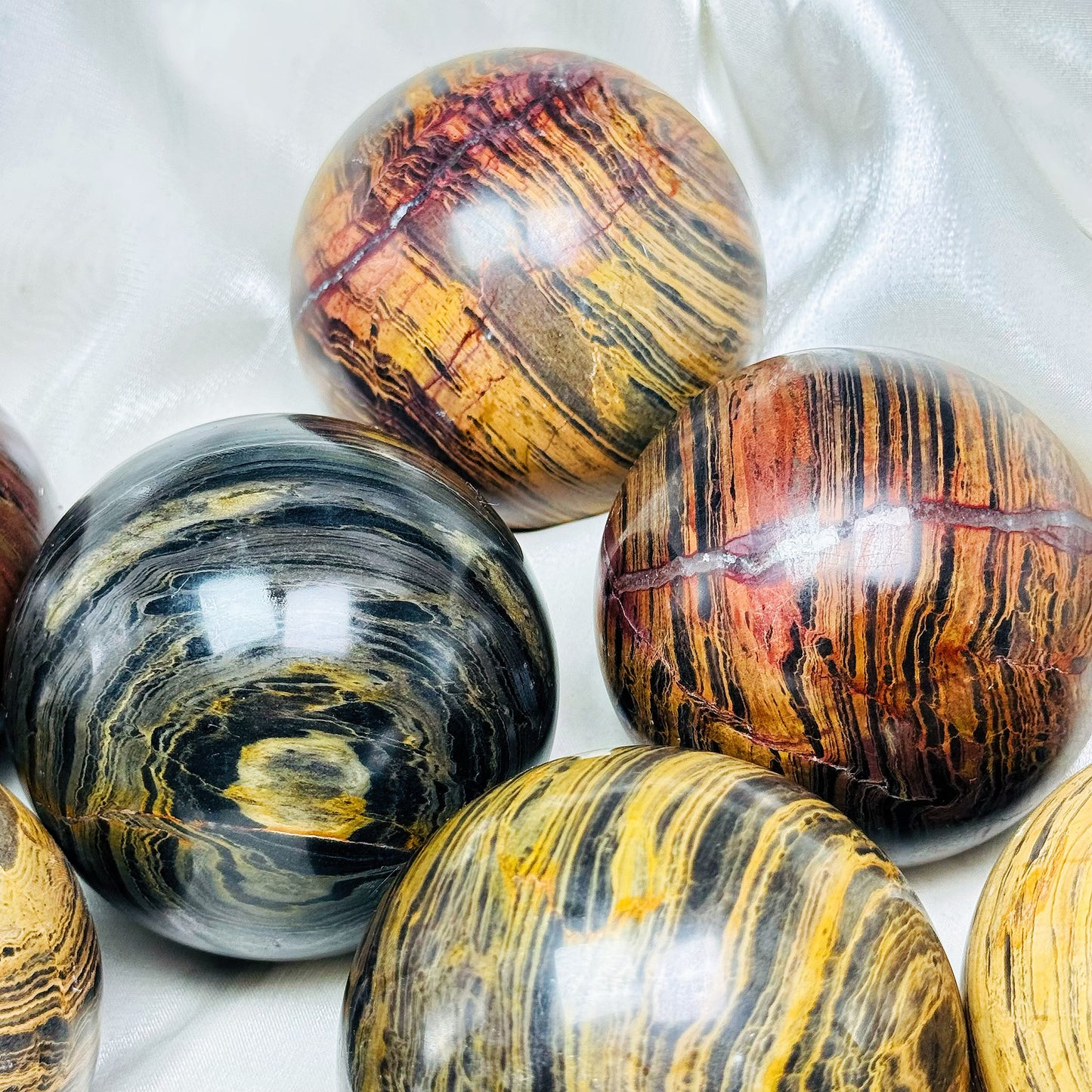 Natural Black yellow patterned stone ball Heal ing Gemstone Home Decor