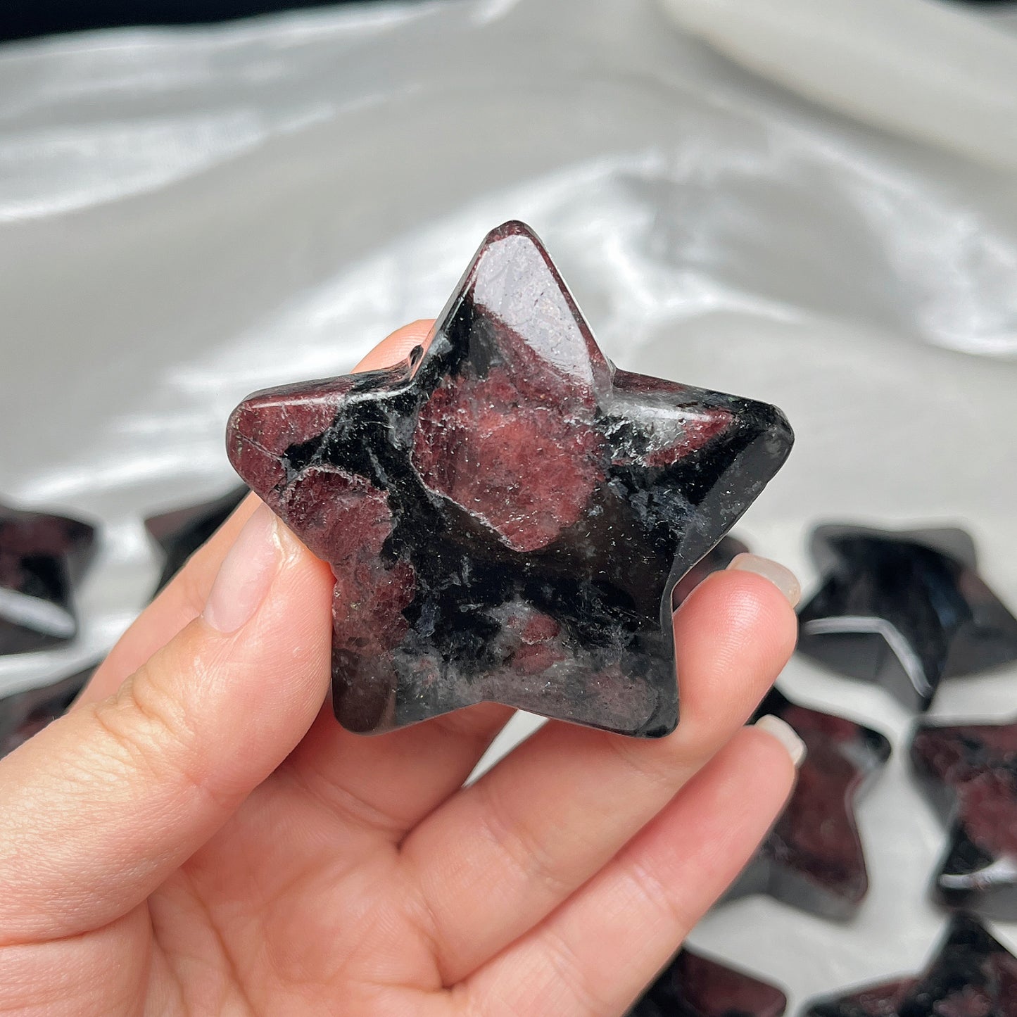 Natural Garnet carving stars Heal ing Gemstone Home Decor