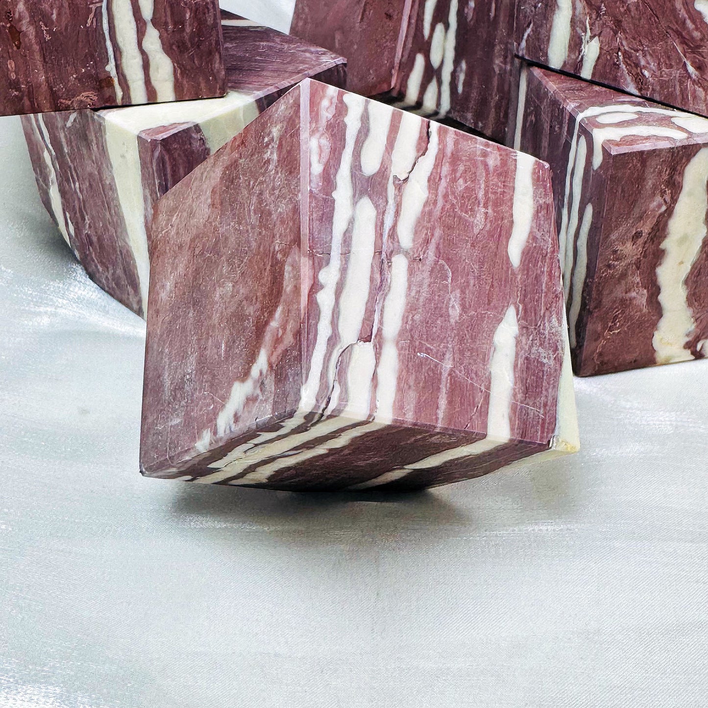 Natural Red Zebra Stone Cube Heal ing Gemstone Home Decor