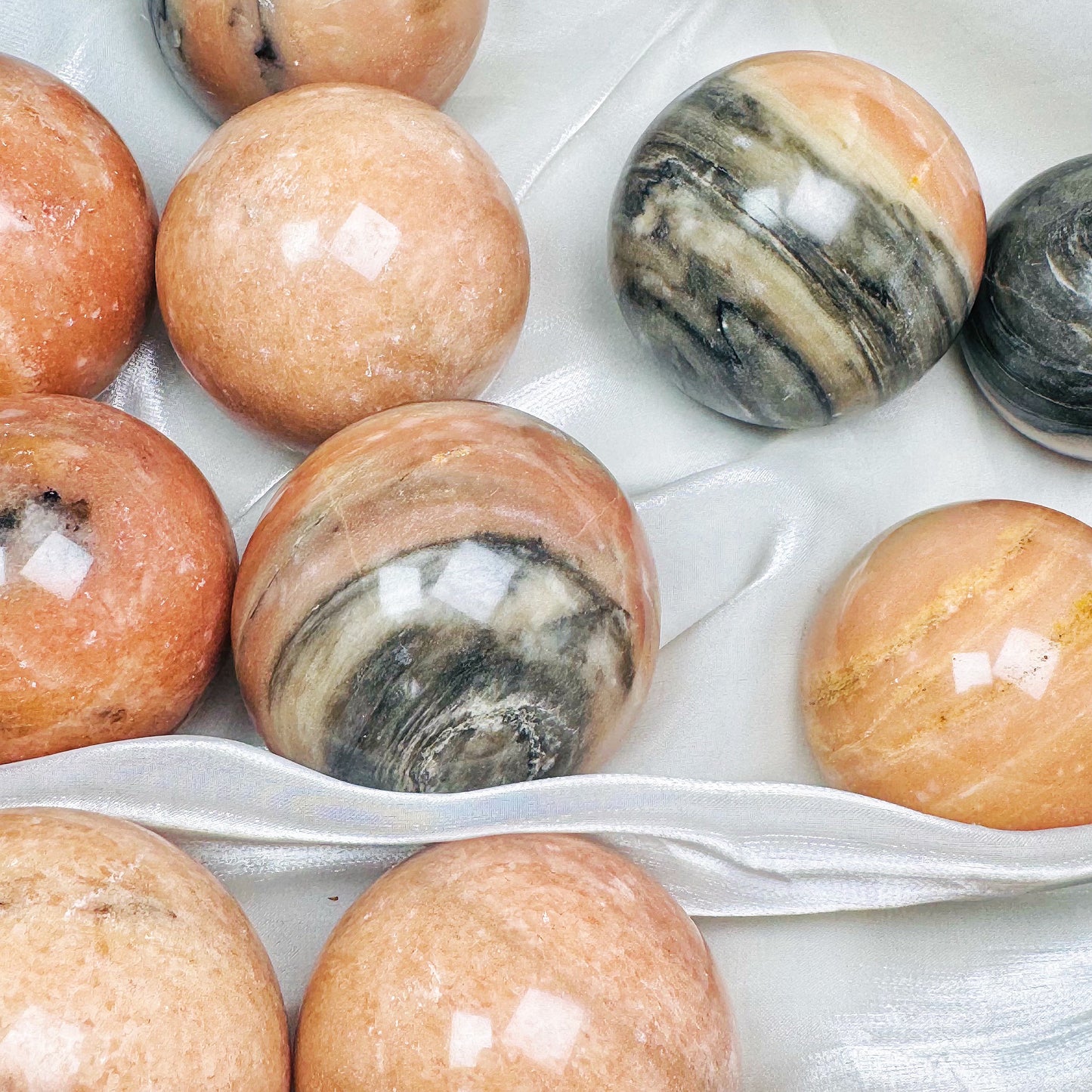 Natural Orange striped stone ball Heal ing Gemstone Home Decor