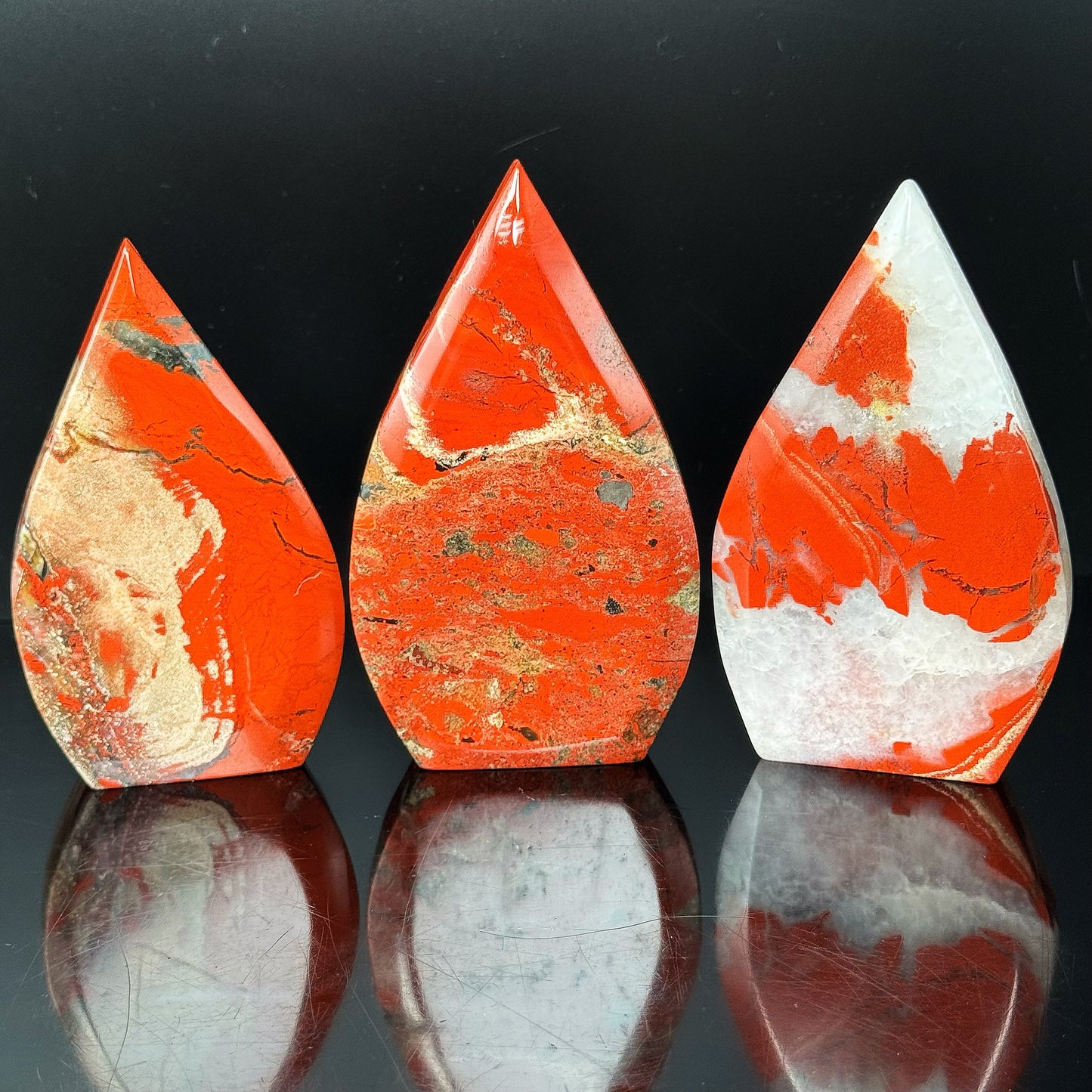 Natural Red jade ornament Heal ing Gemstone Home Decor