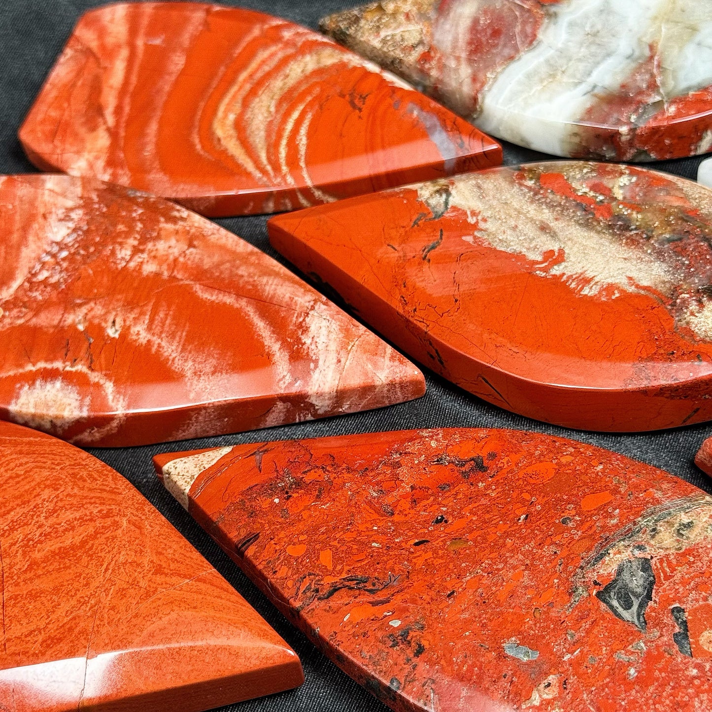 Natural Red jade ornament Heal ing Gemstone Home Decor