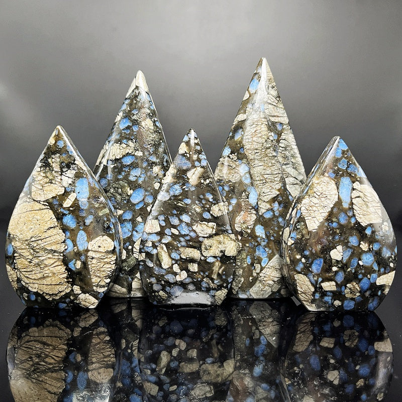 Natural  Bluestone ornament  Heal ing Gemstone Home Decor