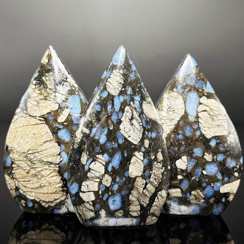 Natural  Bluestone ornament  Heal ing Gemstone Home Decor