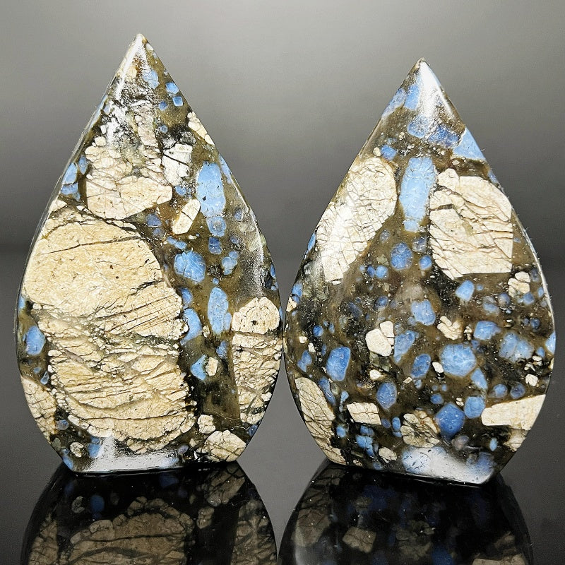 Natural  Bluestone ornament  Heal ing Gemstone Home Decor