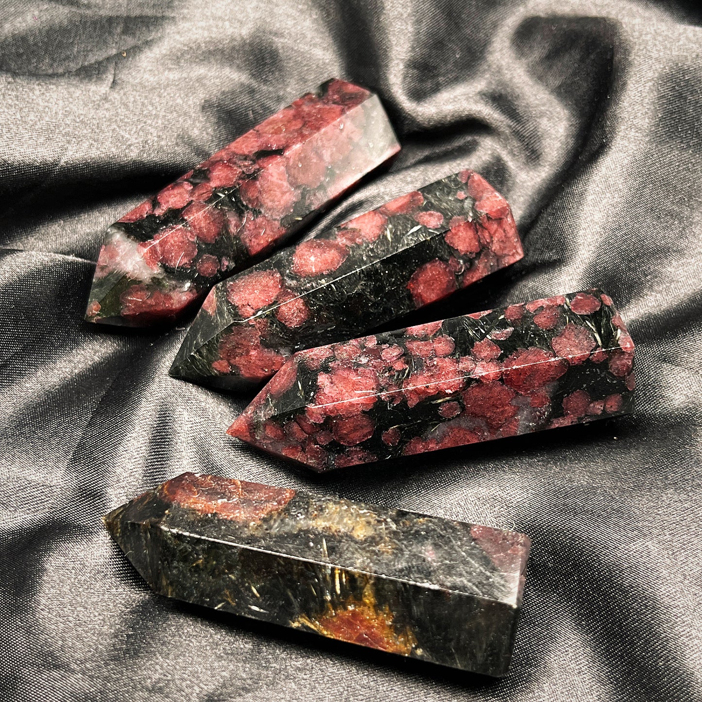 Natural Garnet single pointed pillar Heal ing Gemstone Home Decor