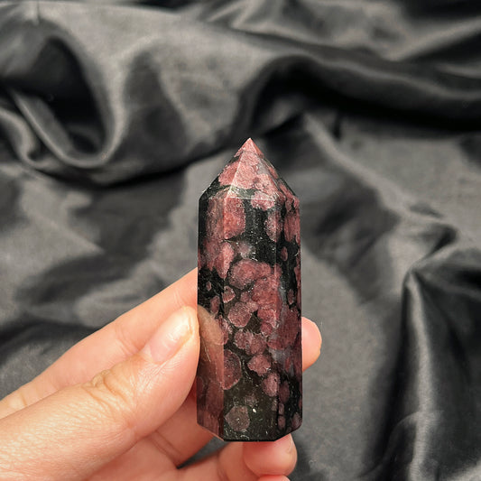 Natural Garnet single pointed pillar Heal ing Gemstone Home Decor