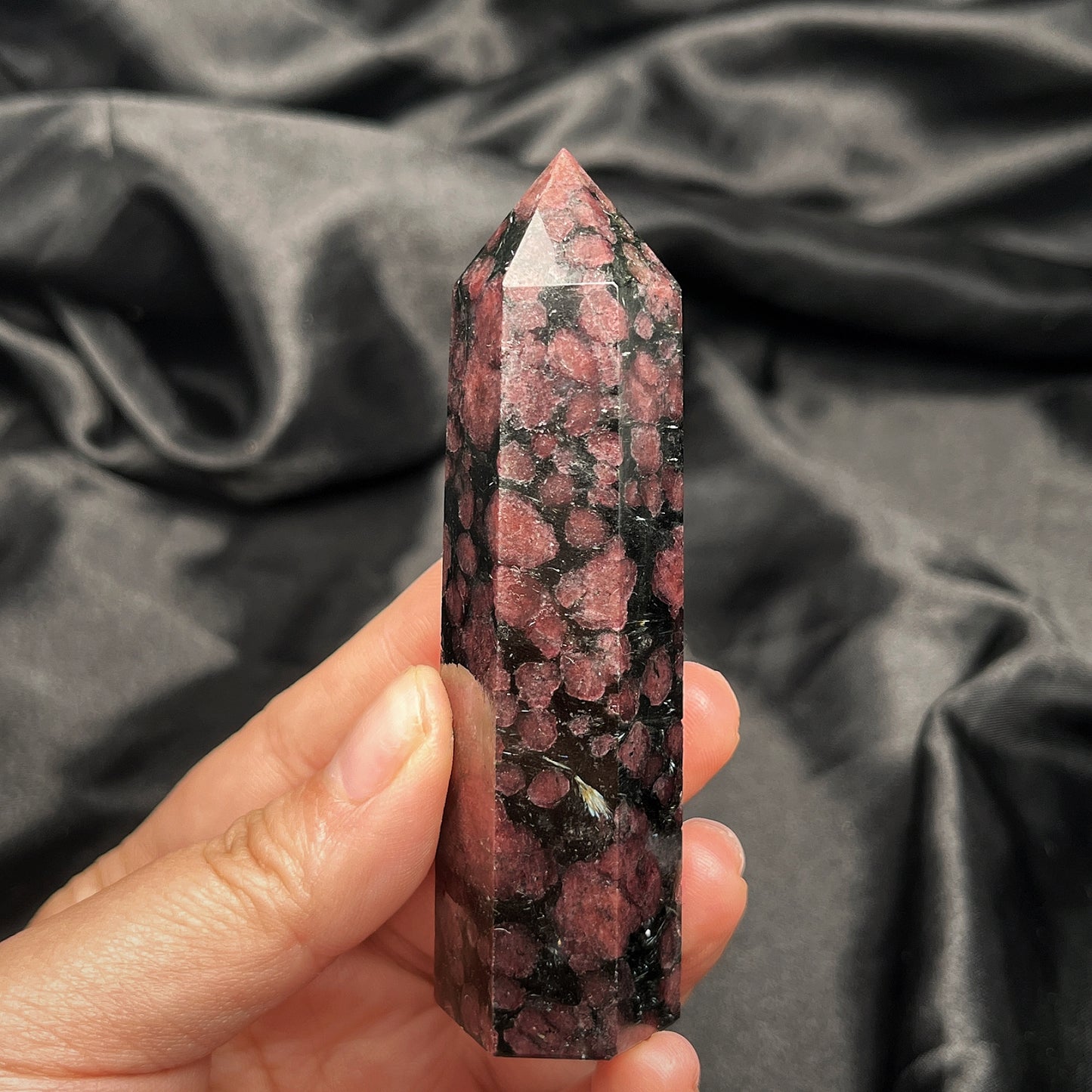 Natural Garnet single pointed pillar Heal ing Gemstone Home Decor