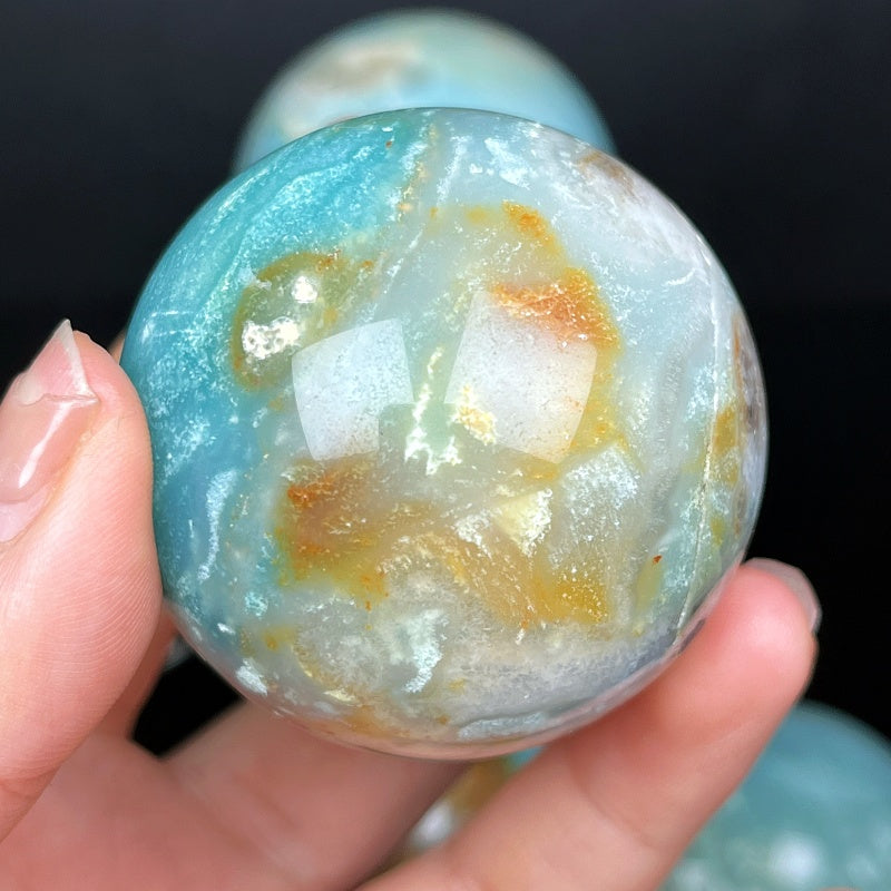 Natural Sky Blue Stone Ball Heal ing Gemstone Home Decor