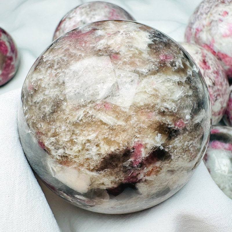 Natural Red tourmaline crystal symbiotic ball Heal ing Gemstone Home Decor