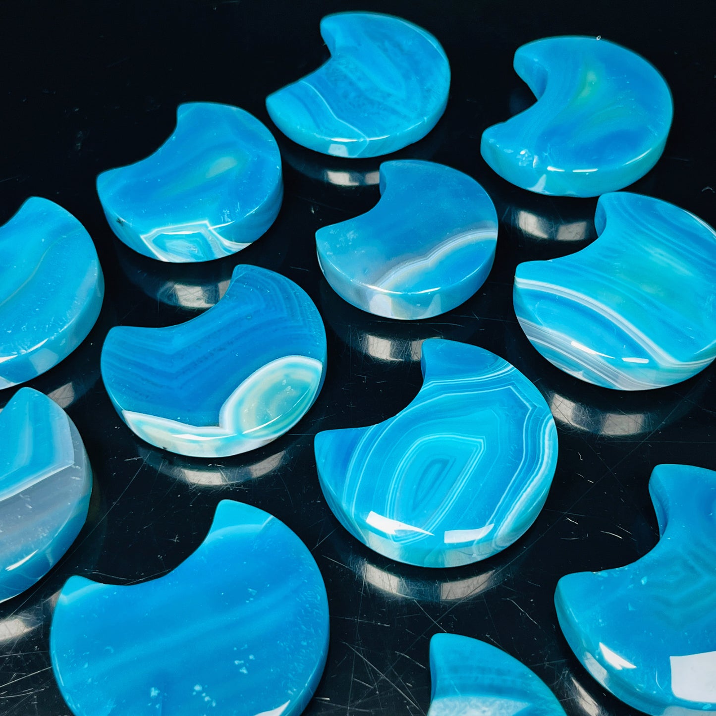 Natural Blue Wrapped Silk Agate Moon Heal ing Gemstone Home Decor