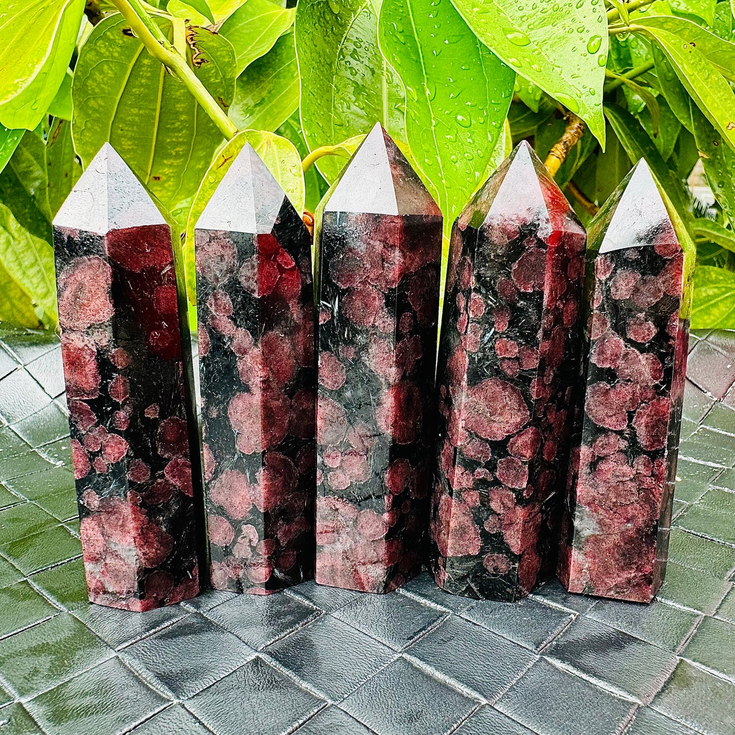 Natural Garnet single pointed pillar Heal ing Gemstone Home Decor