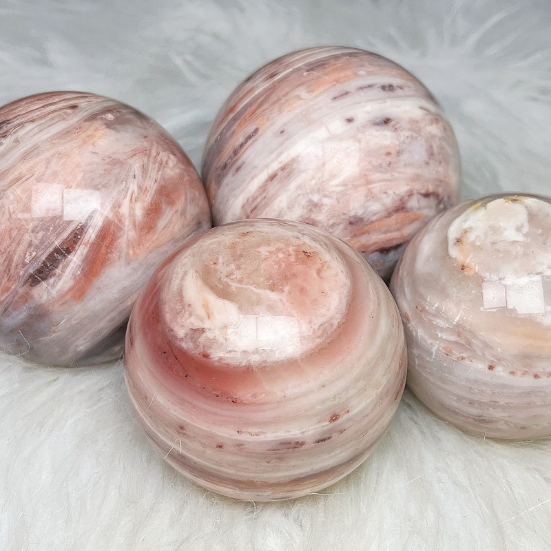 Natural Peach blossom agate ball Heal ing Gemstone Home Decor