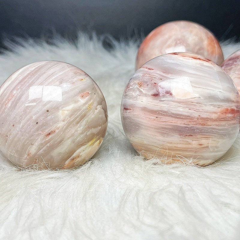 Natural Peach blossom agate ball Heal ing Gemstone Home Decor