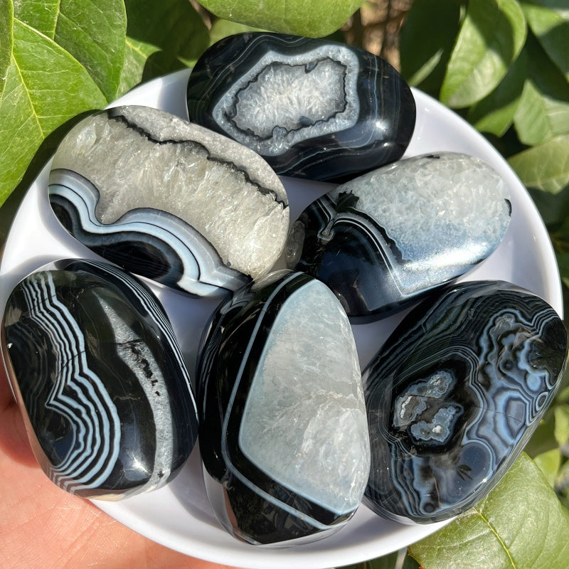 Natural  black wrapped agate rolling stone Heal ing Gemstone Home Decor