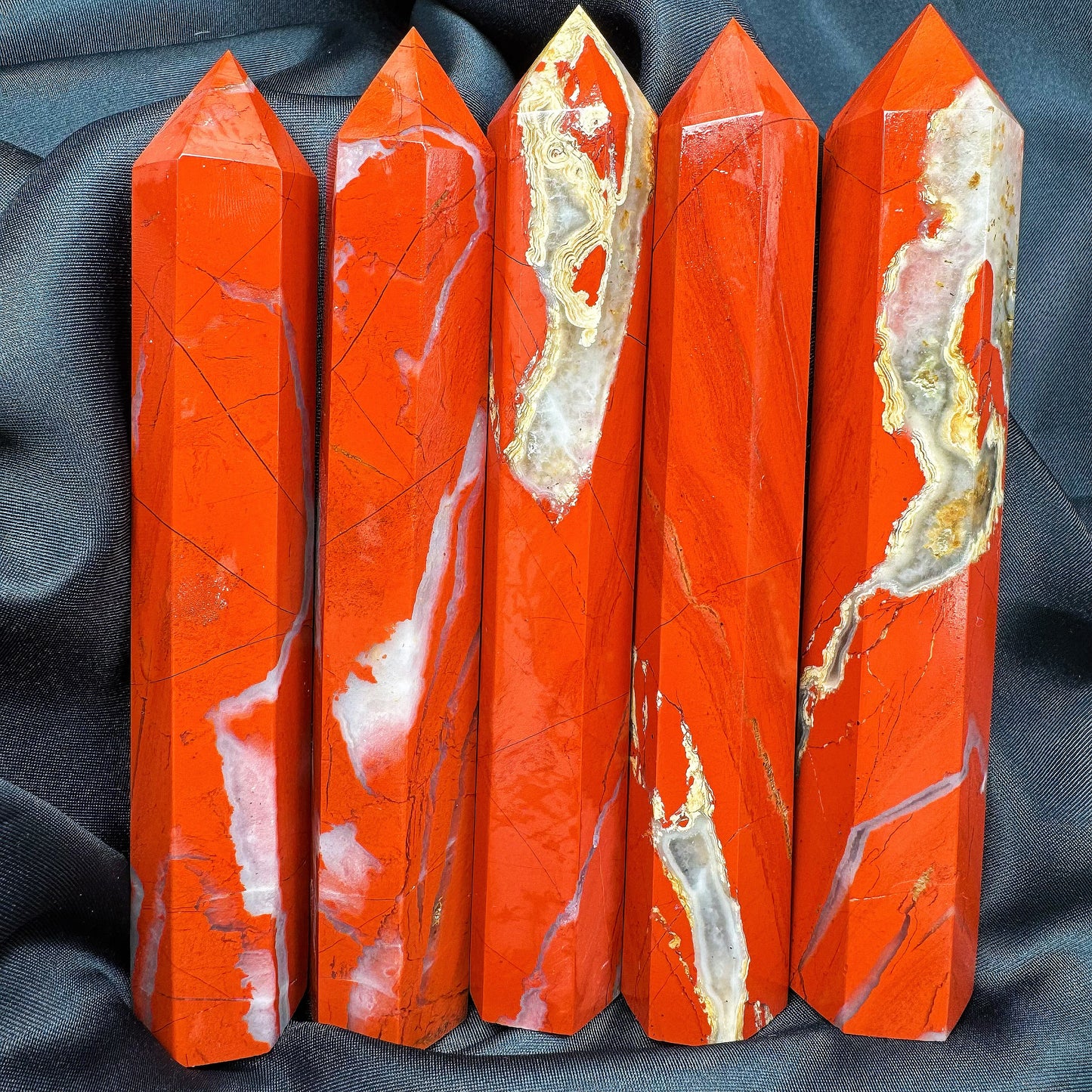 Natural Red jade single pointed pillar Heal ing Gemstone Home Decor
