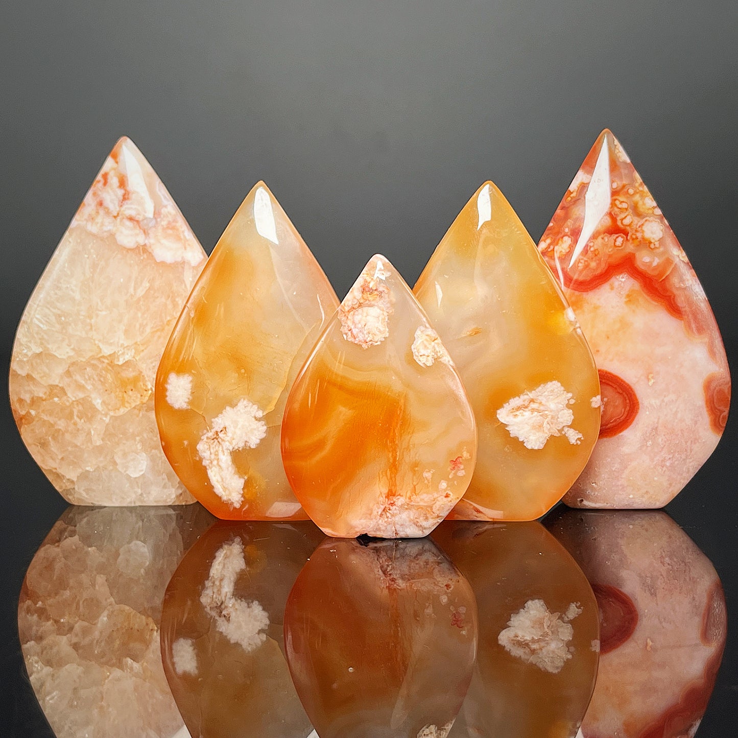 Natural Red cherry blossom agate ornament Heal ing Gemstone Home Decor