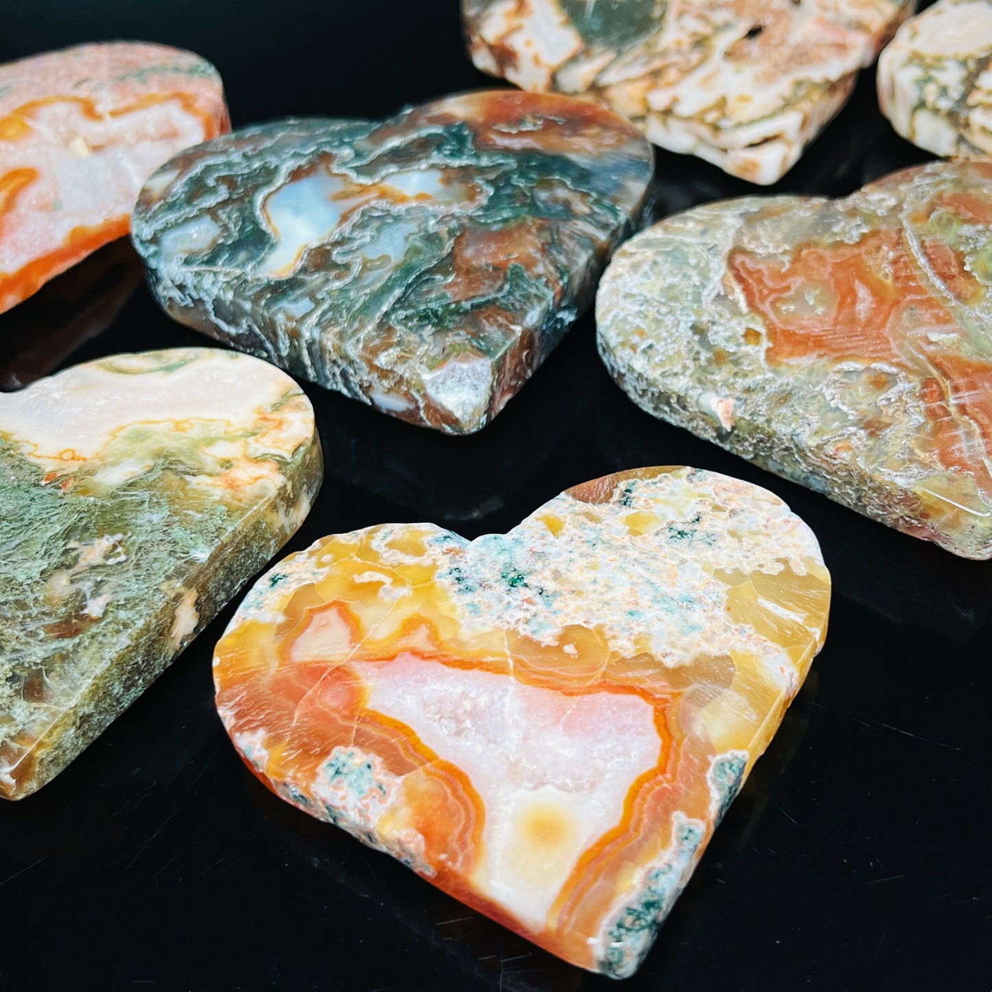 Natural Red Water Grass Agate Carving  Gemstone Home Decor