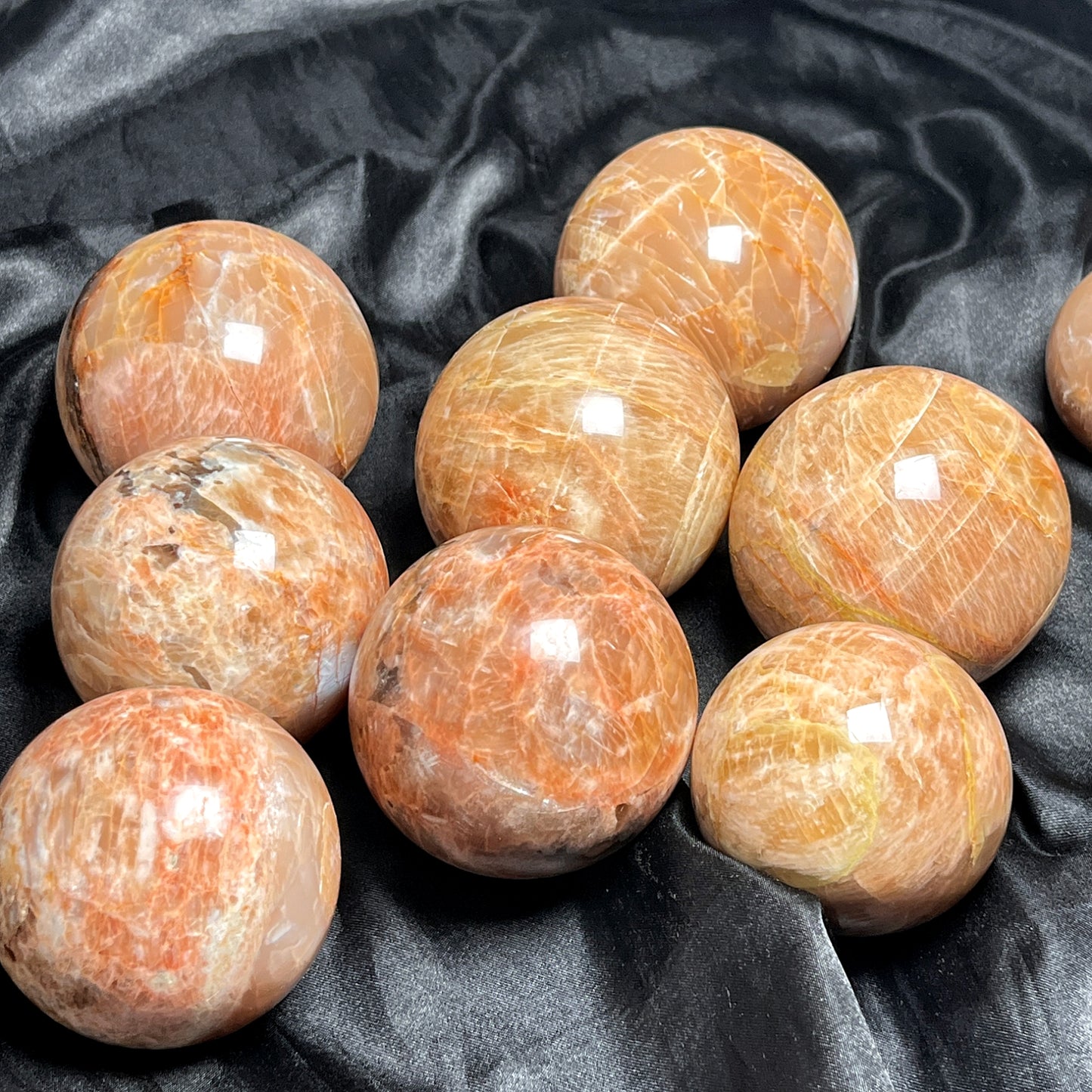 Natural Sparkling Orange Stone Ball Heal ing Gemstone Home Decor
