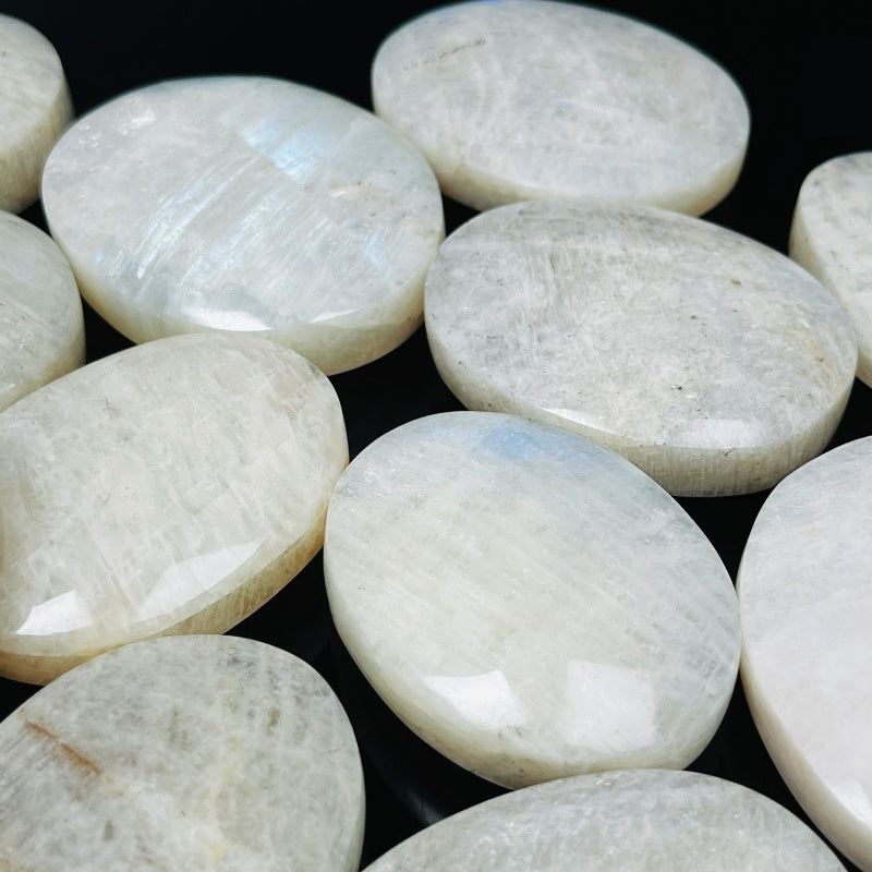 Natural Playing with Blue Light Moonstone Heal ing Gemstone Home Decor