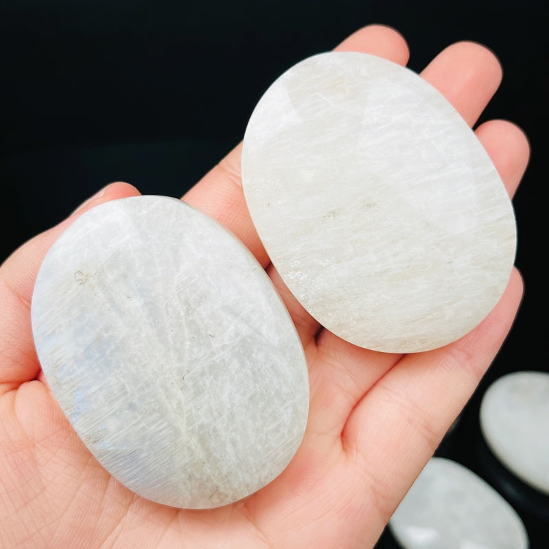 Natural Playing with Blue Light Moonstone Heal ing Gemstone Home Decor