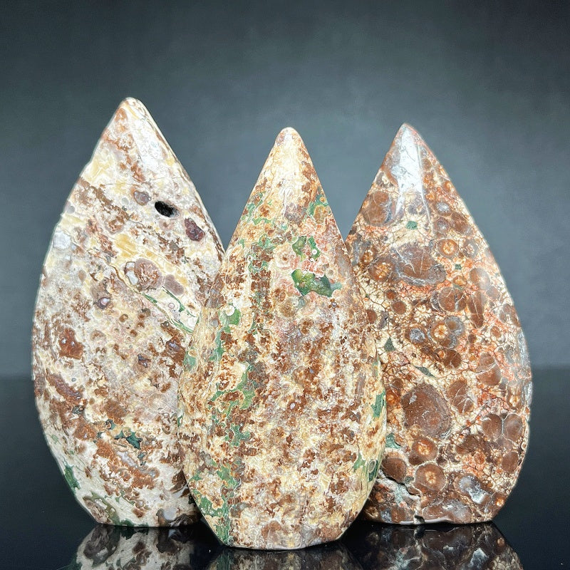 Natural Green cherry blossom agate ornament Heal ing Gemstone Home Decor