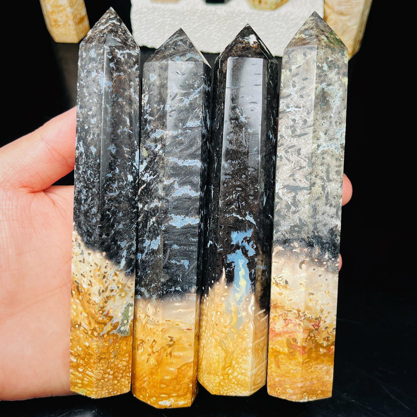 Natural  Palm tree single pointed pillar Heal ing Gemstone Home Decor