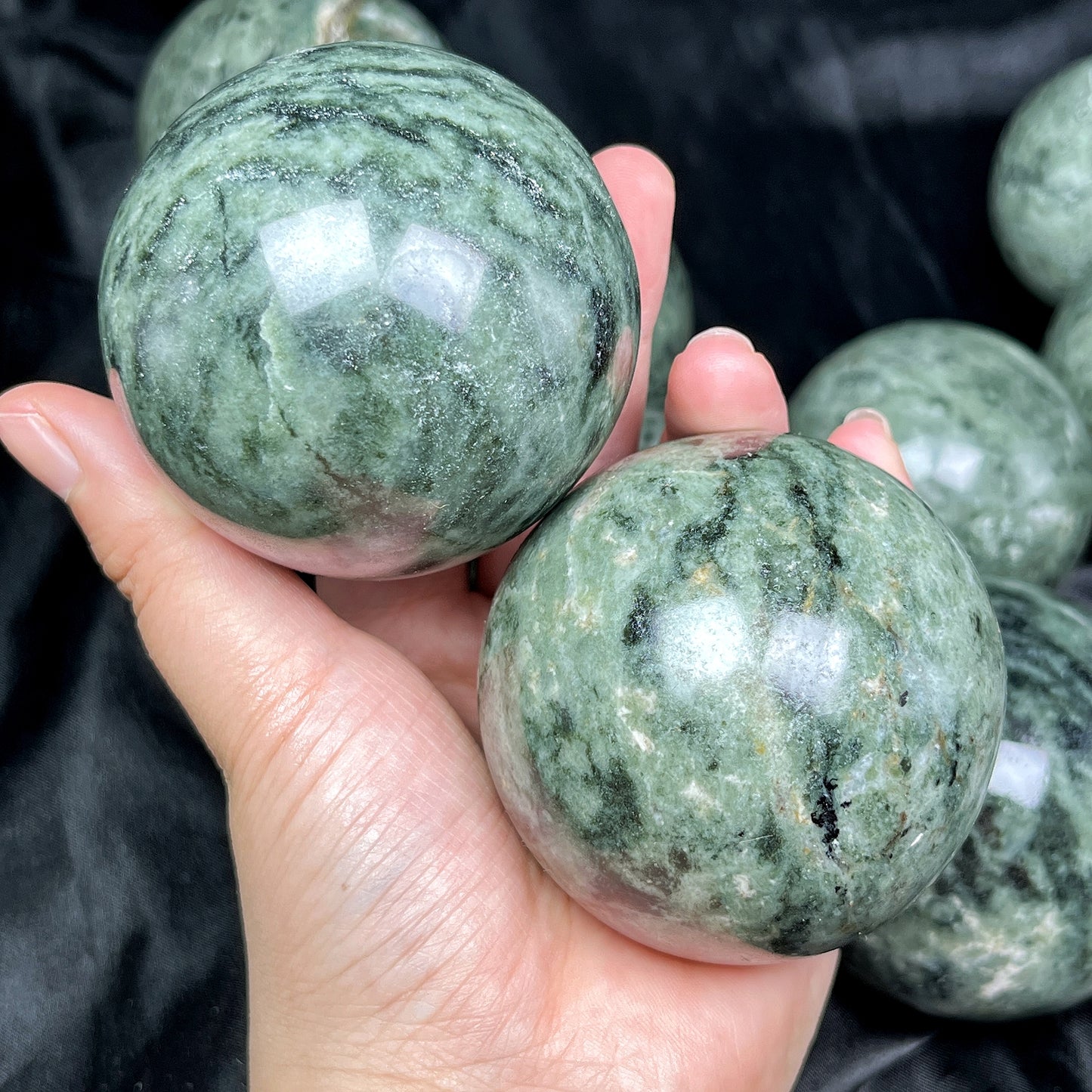 Natural Black patterned green agate ball Heal ing Gemstone Home Decor