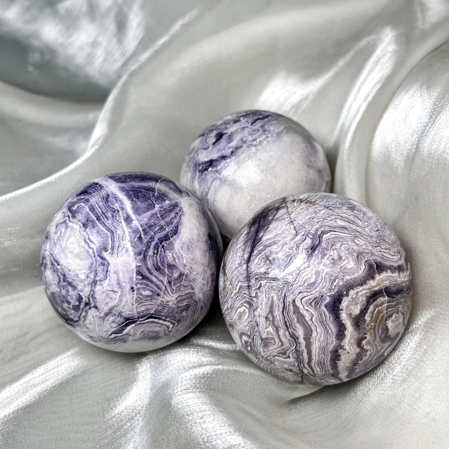 Natural Purple Peacock Stone Ball Heal ing Gemstone Home Decor