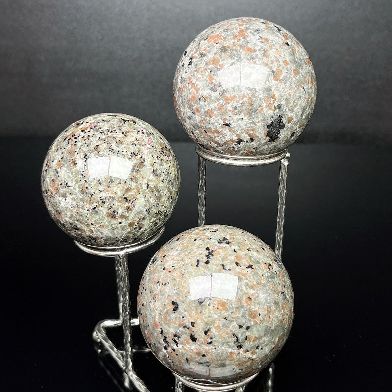 Natural Flame Stone Ball Heal ing Gemstone Home Decor