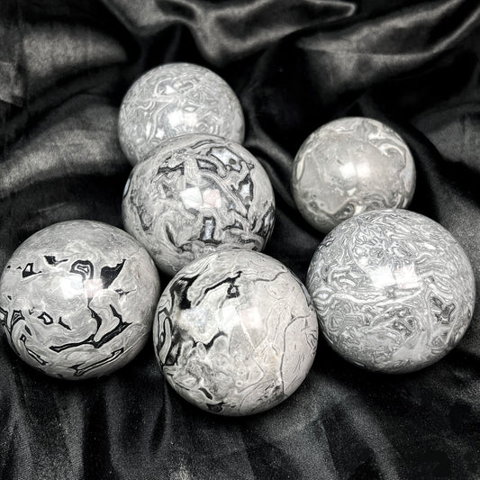 Natural Picasso Ball Heal ing Gemstone Home Decor