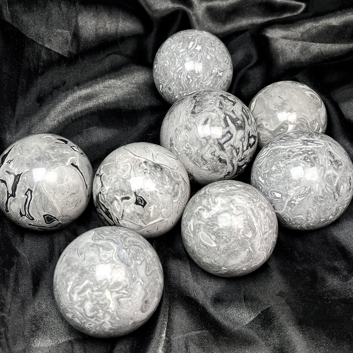 Natural Picasso Ball Heal ing Gemstone Home Decor