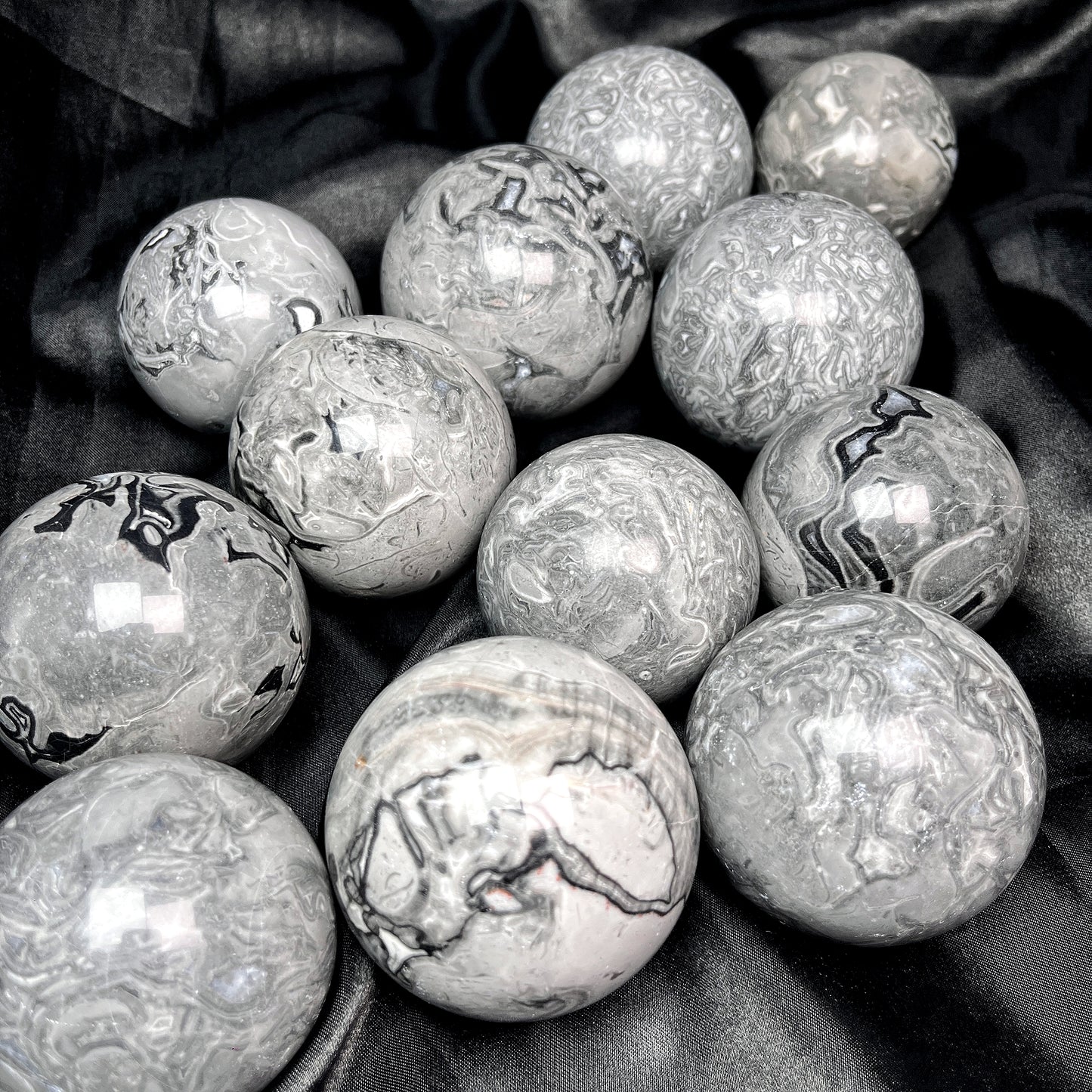 Natural Picasso Ball Heal ing Gemstone Home Decor