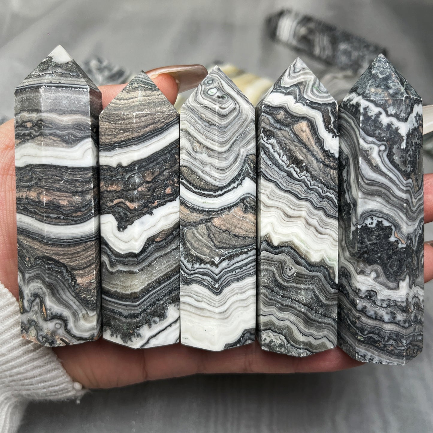Natural Black pattern square solution single pointed column Heal ing Gemstone Home Decor