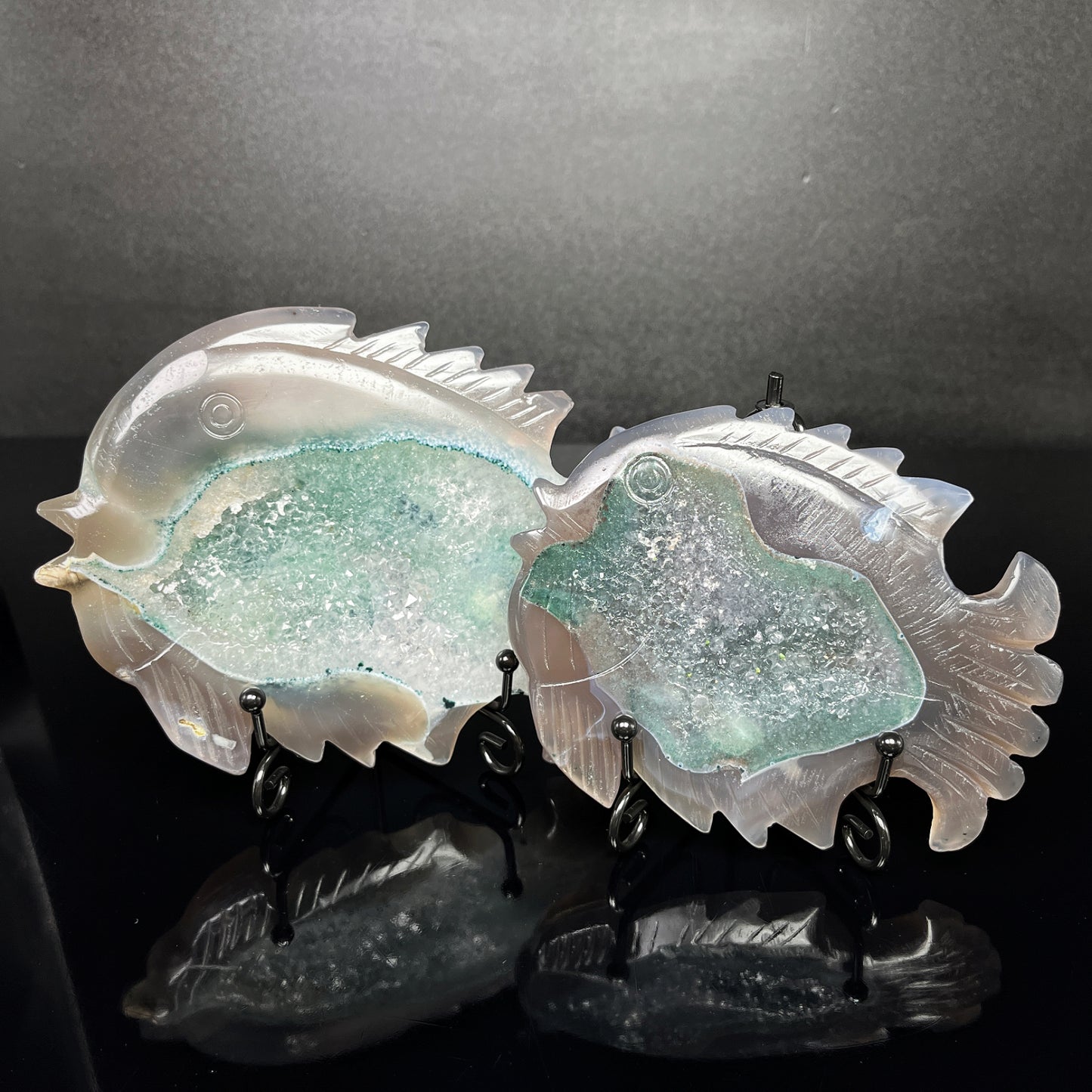 Natural Crystal Cave Agate Carving Fish Heal ing Gemstone Home Decor