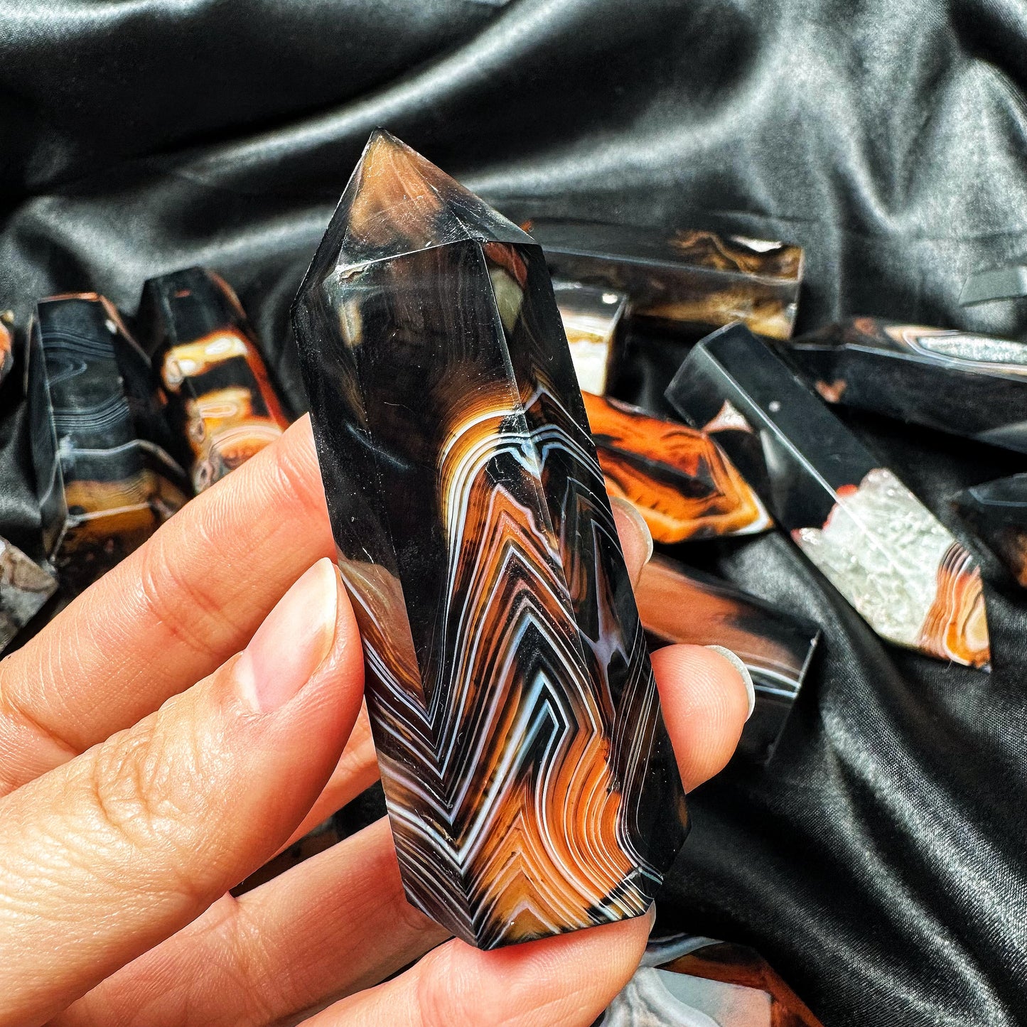 Natural Black and red wrapped agate pillar Heal ing Gemstone Home Decor