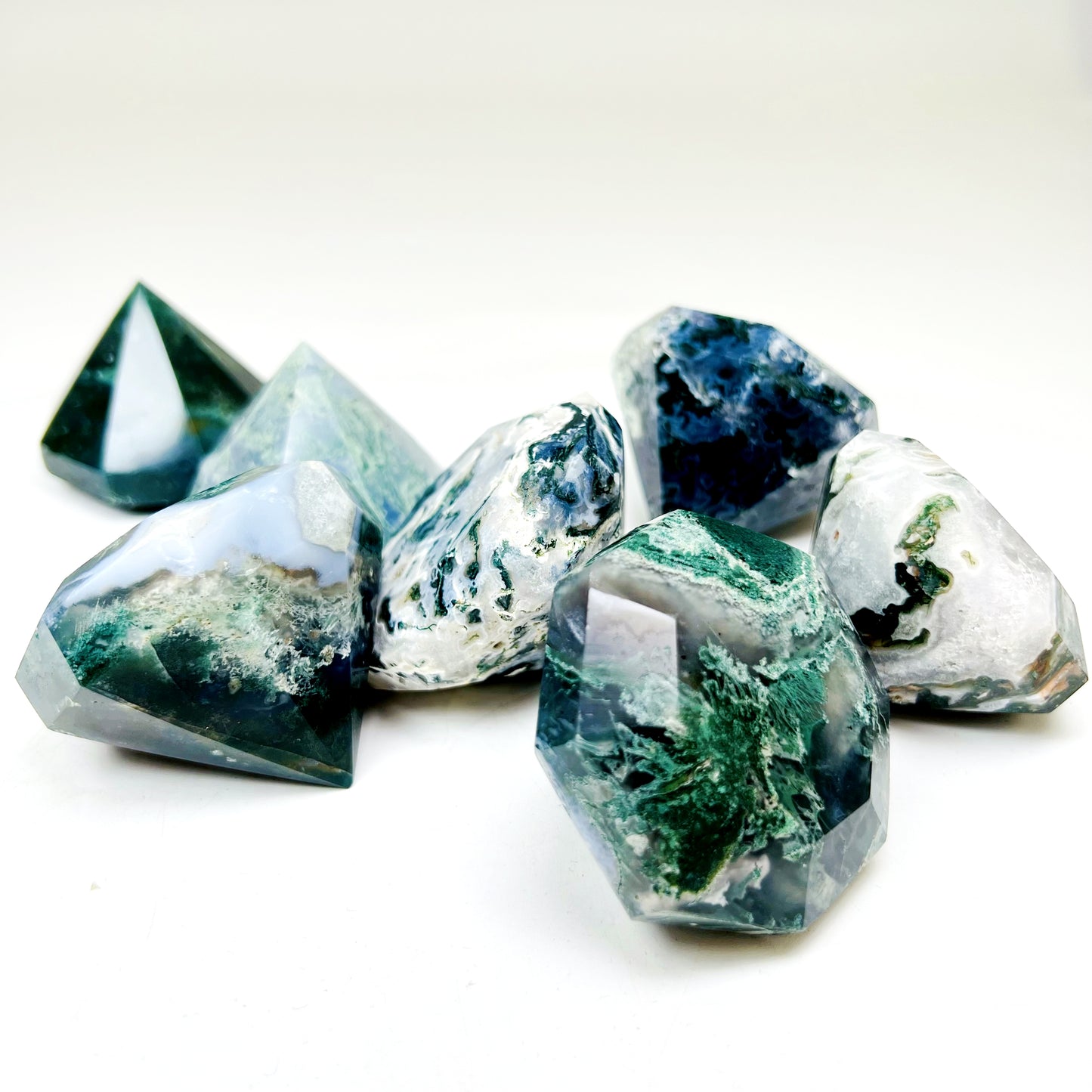 Natural Ocean Water Grass Agate Carving Diamond Heal ing Gemstone Home Decor