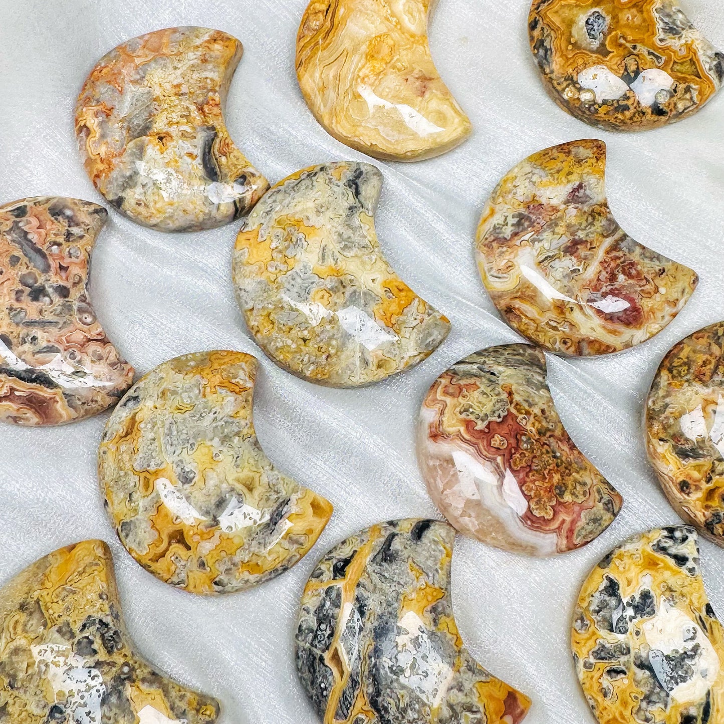 Natural Crazy Agate Moon Heal ing Gemstone Home Decor