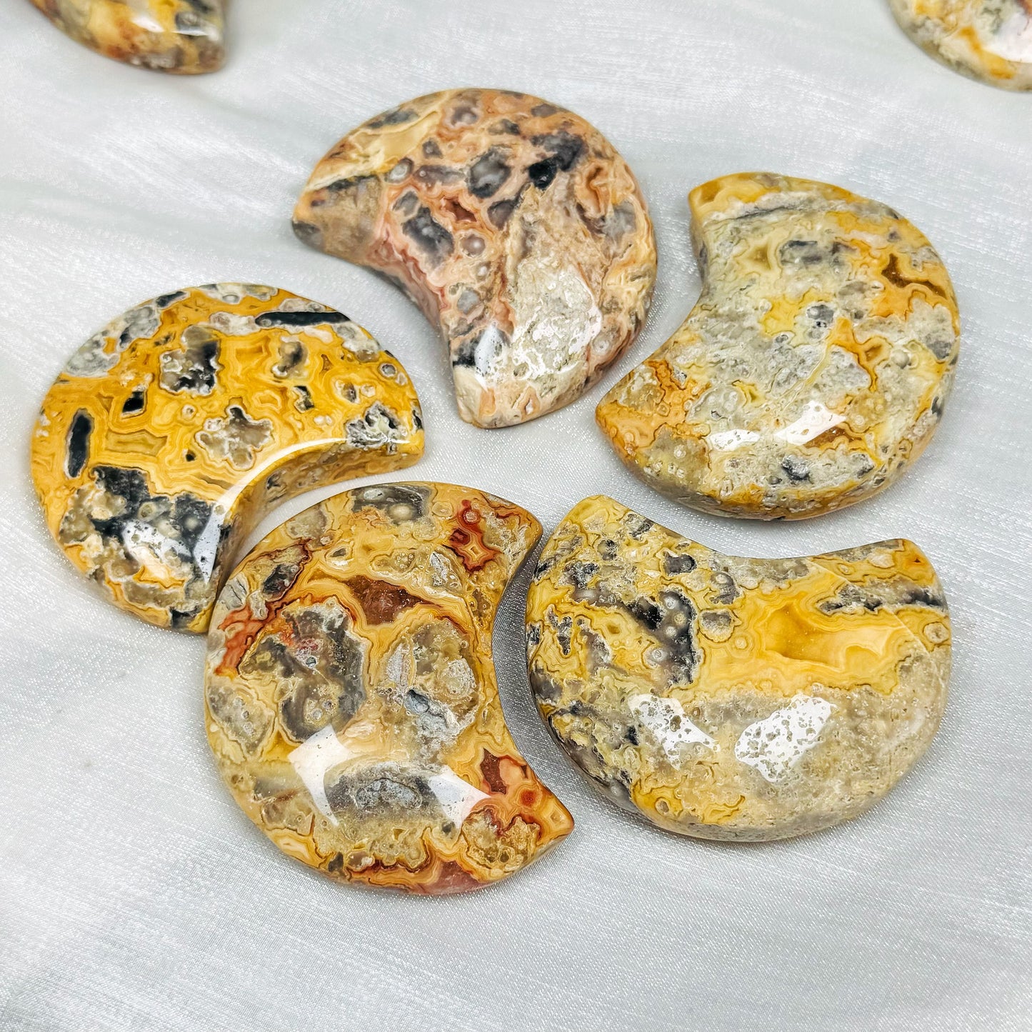 Natural Crazy Agate Moon Heal ing Gemstone Home Decor