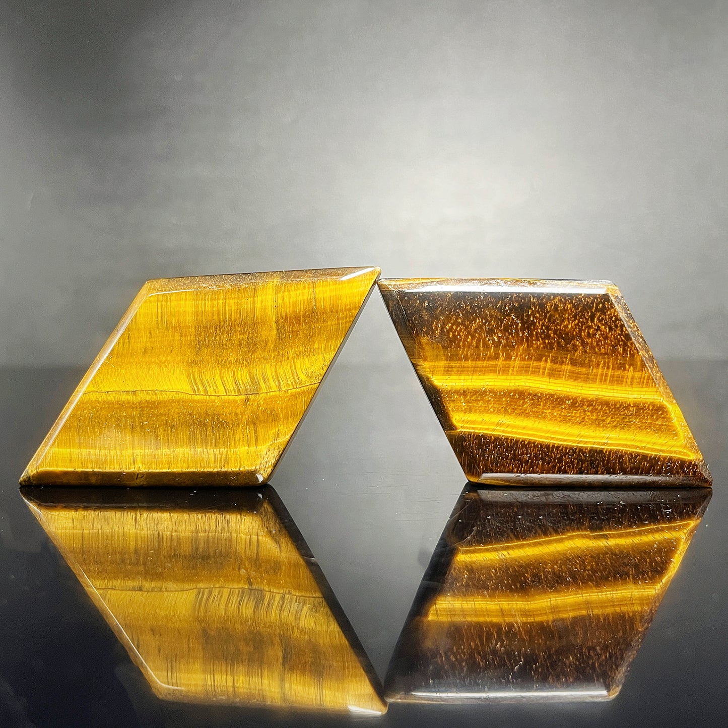 Natural Yellow tiger eye diamond shaped piece Heal ing Gemstone Home Decor