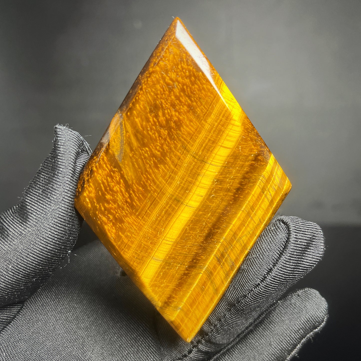 Natural Yellow tiger eye diamond shaped piece Heal ing Gemstone Home Decor
